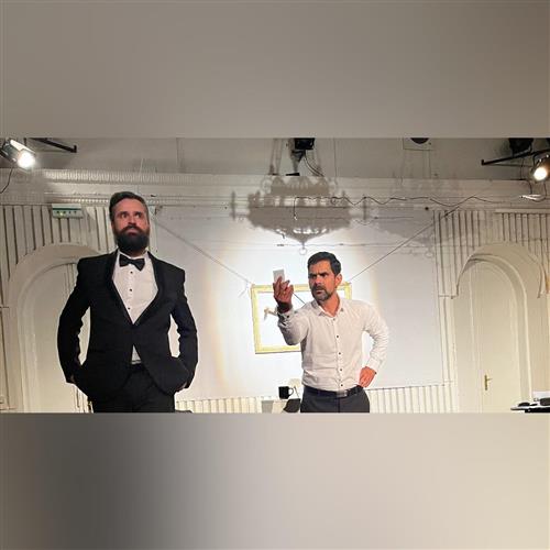 Kraslica a Slatinsky / komédia