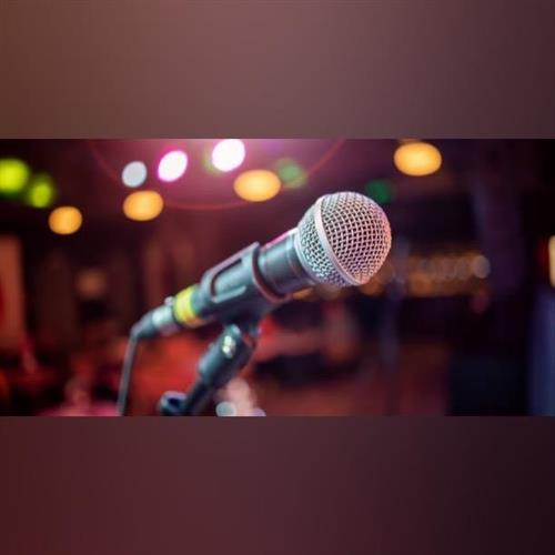 Karaoke šialenstvo v Ladovni!