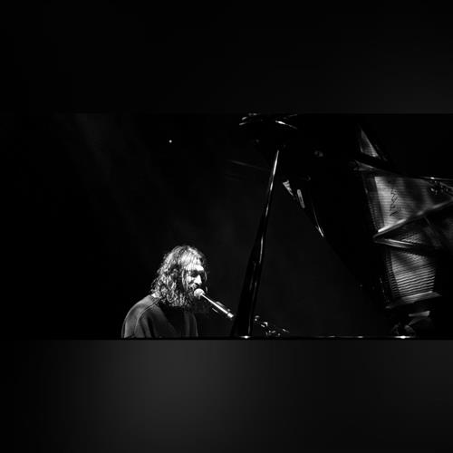 Denis Bango hrá Fvck Kvlt + Božské Soaré v Sobášnom paláci v Bytči