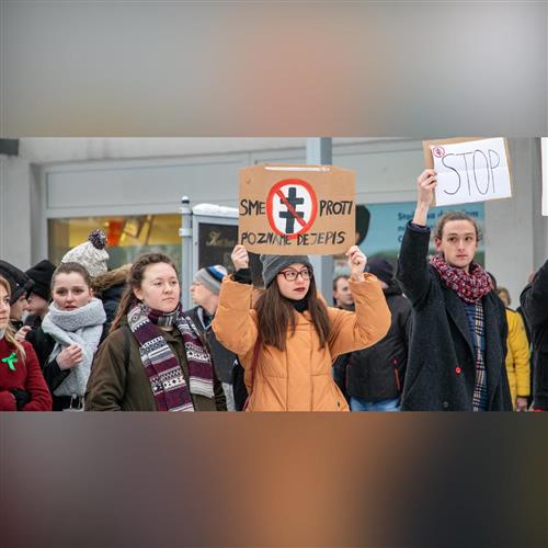 Ako žiť s neistotou - prednáška a workshop kritického myslenia s Martinom Poliačikom