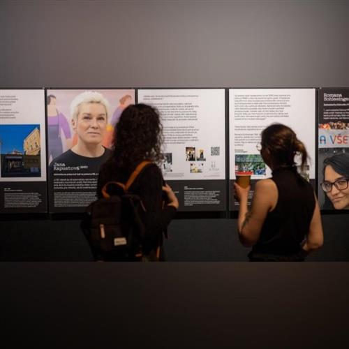 Sme im to dlžní: Výstava NOMANTINELS