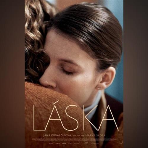 Letné kino: Láska + Diskusia s herčkou  Jankou Kovalčikovou a režisérom Markom Škopom